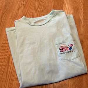 Vineyard Vines men’s medium green pocket tee